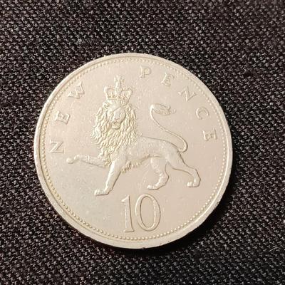 3 -1970'S, '68, '79 D-G-REG-F-D ELIZABETH II 10 NEW PENCE