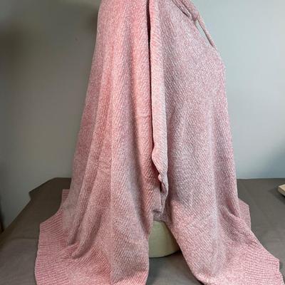 Coco + Carmen Soft Pink hoodie pullover