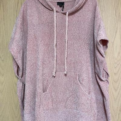 Coco + Carmen Soft Pink hoodie pullover