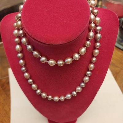 Lavender cultured freshwater pearl necklace