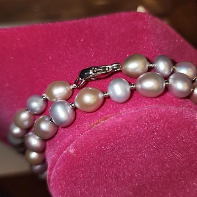 Lavender cultured freshwater pearl necklace