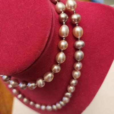 Lavender cultured freshwater pearl necklace