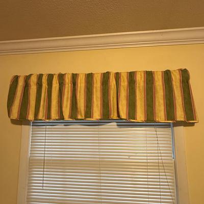 Variety of Floral Valances & More (PB-HS)