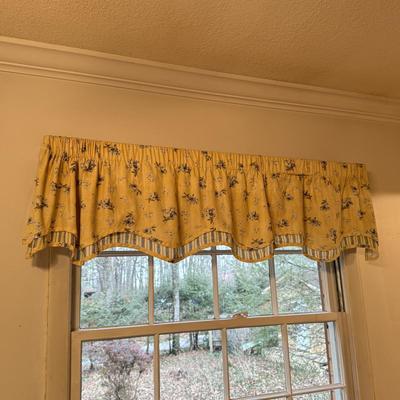 Variety of Floral Valances & More (PB-HS)