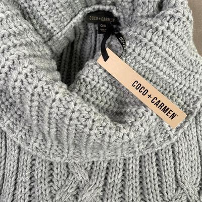 Coco + Carmen Grey pullover