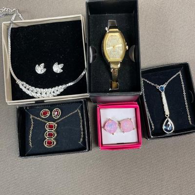 New Watch and jewelry sets