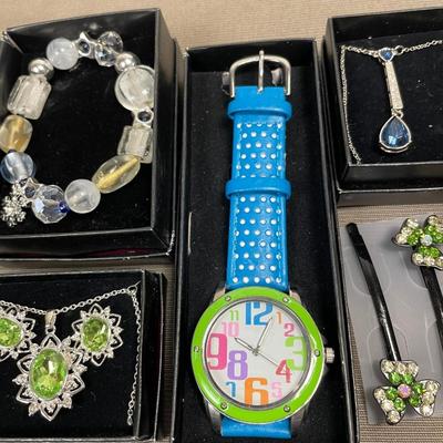 5 piece watch and jewelry set