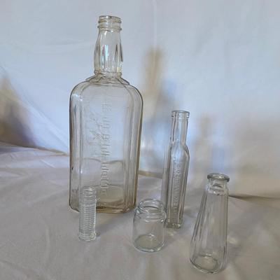 Assorted Vintage Bottles and Collectible Advertising Book (GB-BM)