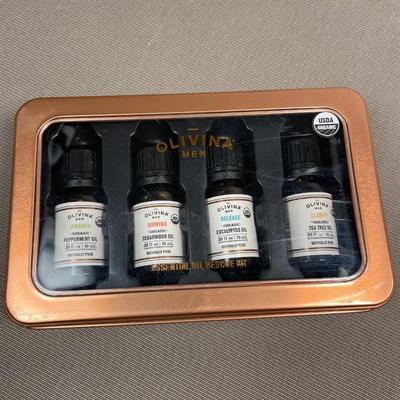 Olivina Men’s essential oil gift set