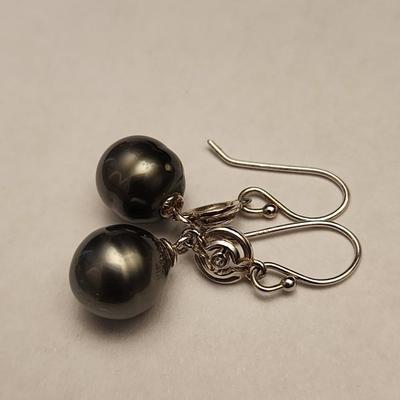 Black cultured freshwater pearl earrings.