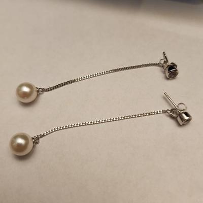 White cultured pearl earrings