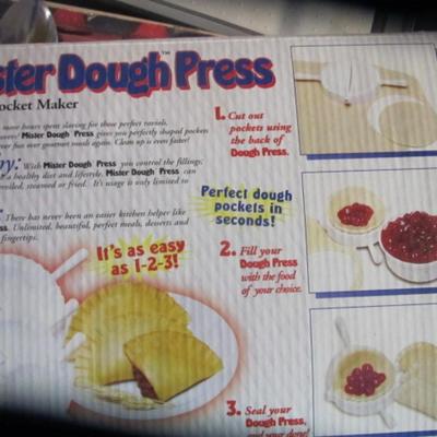 Kitchen Utensils & Holders Mister Dough Press #8