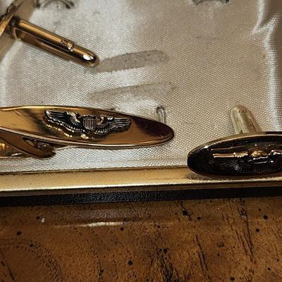 Cuff links and tie clip