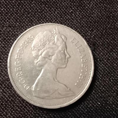 TWO 1969 D-G-REG-F-D ELIZABETH II 10 NEW PENCE