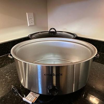 Crock Pot and Wolfgang Puck Santoku Knife Set