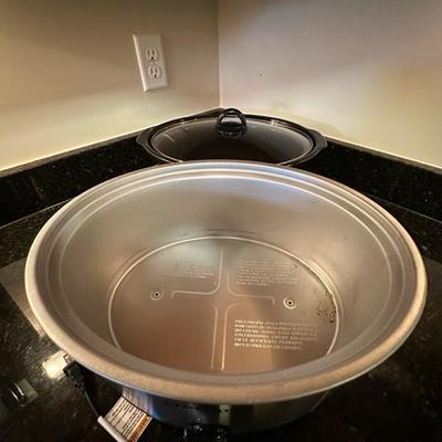 Crock Pot and Wolfgang Puck Santoku Knife Set