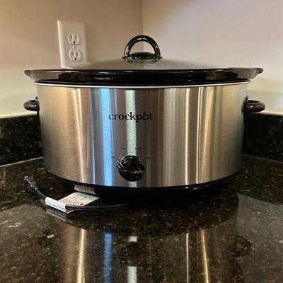 Crock Pot and Wolfgang Puck Santoku Knife Set