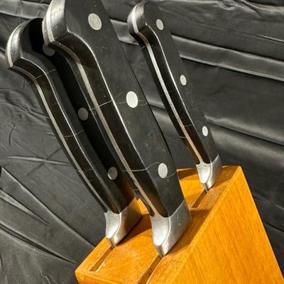 Crock Pot and Wolfgang Puck Santoku Knife Set