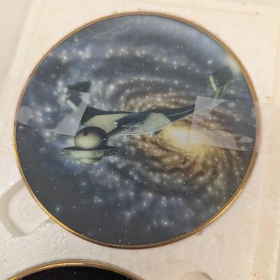 Klingon Battle Cruiser Star Trek Starships & U.S.S. Enterprise NCC-1701 Mini Plate Collection