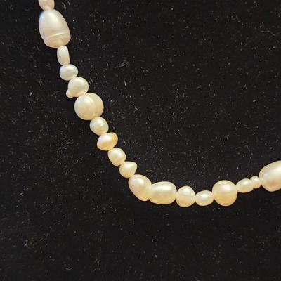 Multi colored cultured pearl necklace and bracelets