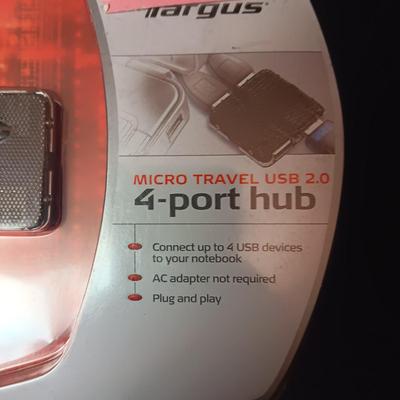 NEW ROYAL ELECTRONIC ORGANIZER AND NEW 4-PORT HUB