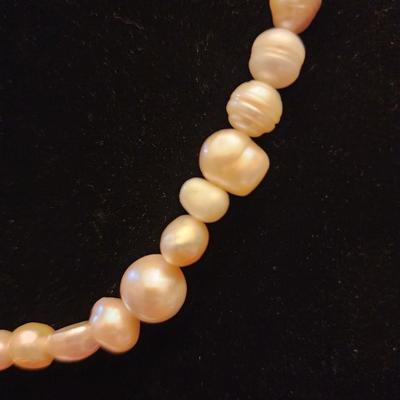 Multi colored cultured pearl necklace