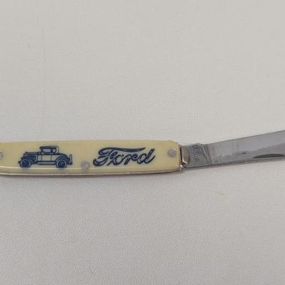 Single Blade Blue Ford Pocket Knife