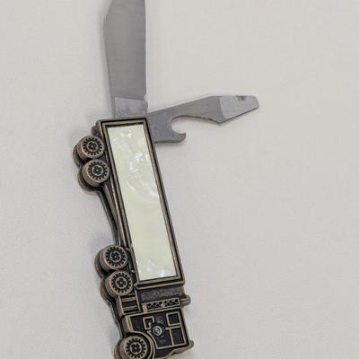 1961 USA Imperial Stainless Knife & USA Colonial "Keep On Truckin'" Pocket Knife & Bottle Opener
