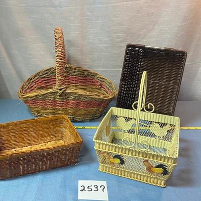 Basket Lot