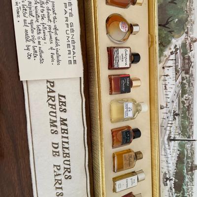 Les Meilleurs Parfums de Paris & brush