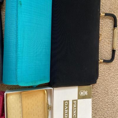 Ladies Wallets