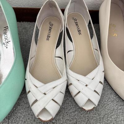Women’s pumps shoes