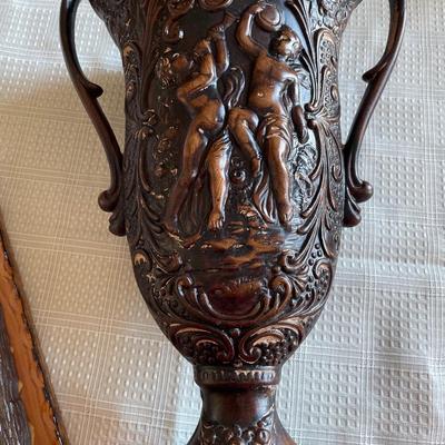 Grandparents creed and vase