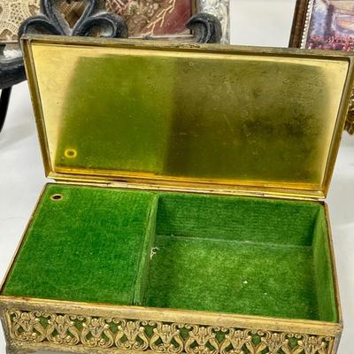 Filigree Jewelry Music Box with 2 Cast Easels with tiny print and framed quilt piece