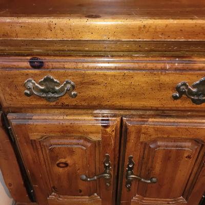 Mid century modern 2 piece dresser with mirror