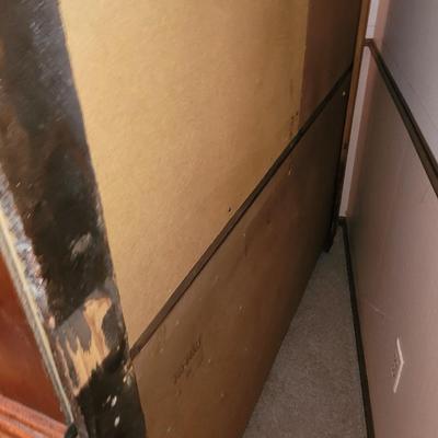 Mid century modern 2 piece dresser with mirror