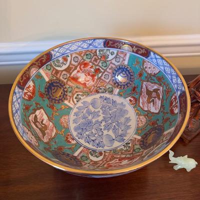 356 Vintage Asian Bowl with Figure and Jade Elephants