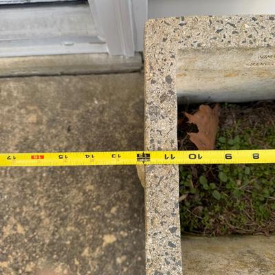 357 Cement Lion Head Square Planters