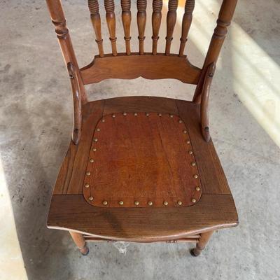 359 Set of Four Oak Spindle Back Chairs