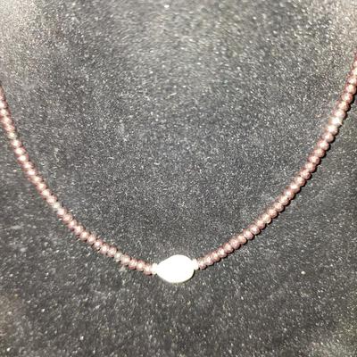 Pearl pendant necklace