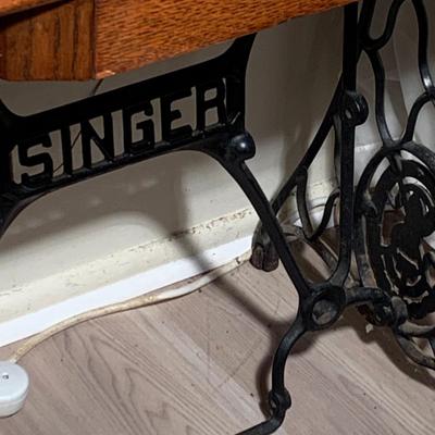 Antique Oak Singer Sewing Machine