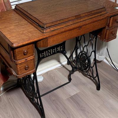 Antique Oak Singer Sewing Machine