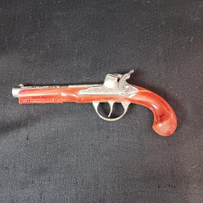 HUBLEY FLINTLOCK JR W/BAKELITE STOCK AND 2 OTHER TOY GUNS