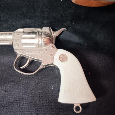 MARX THUNDER GUN AND WYATT EARP METAL TOY GUNS