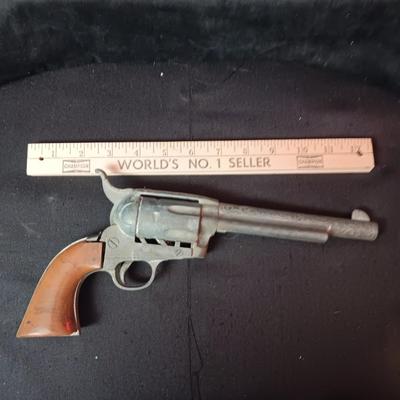 MARX THUNDER GUN AND WYATT EARP METAL TOY GUNS