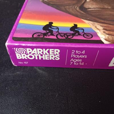 ET. VINTAGE BOARD GAME