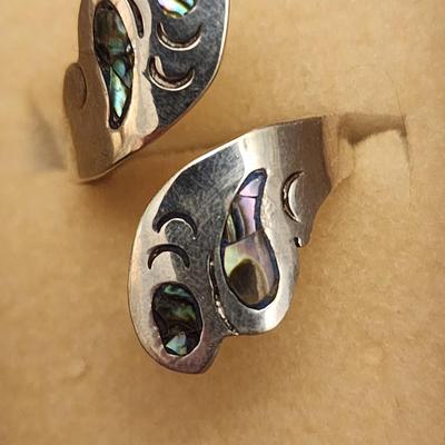 Mother of pearl and silver ring