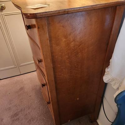 Dresser 2 over 3 Drawers 32x19x44