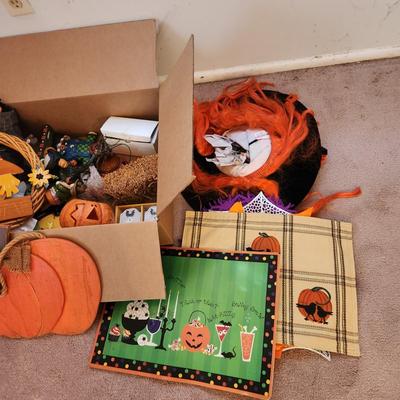 Halloween Fall Decor Lot