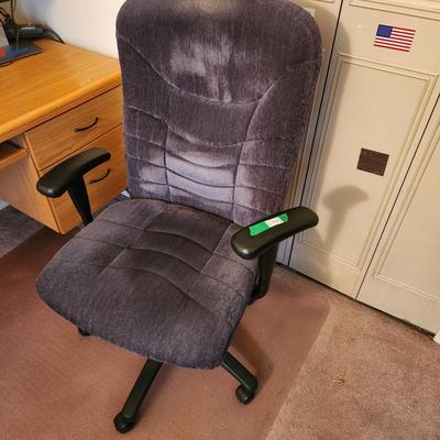Sealy Adjustable Office Desk Chair